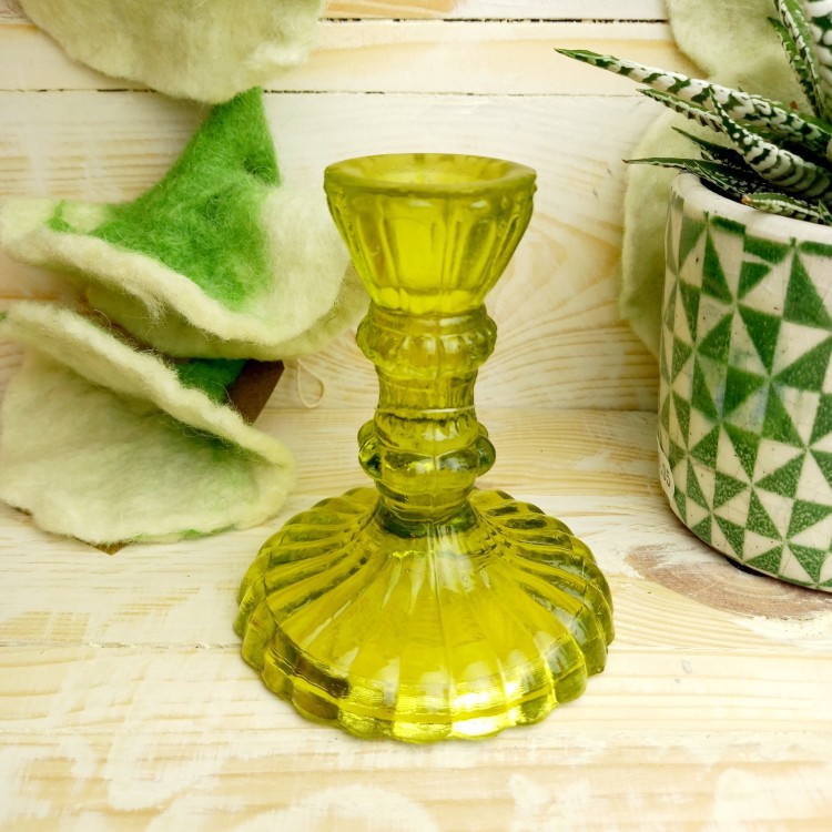Casse Verde Leela Glass Candlestick Moss