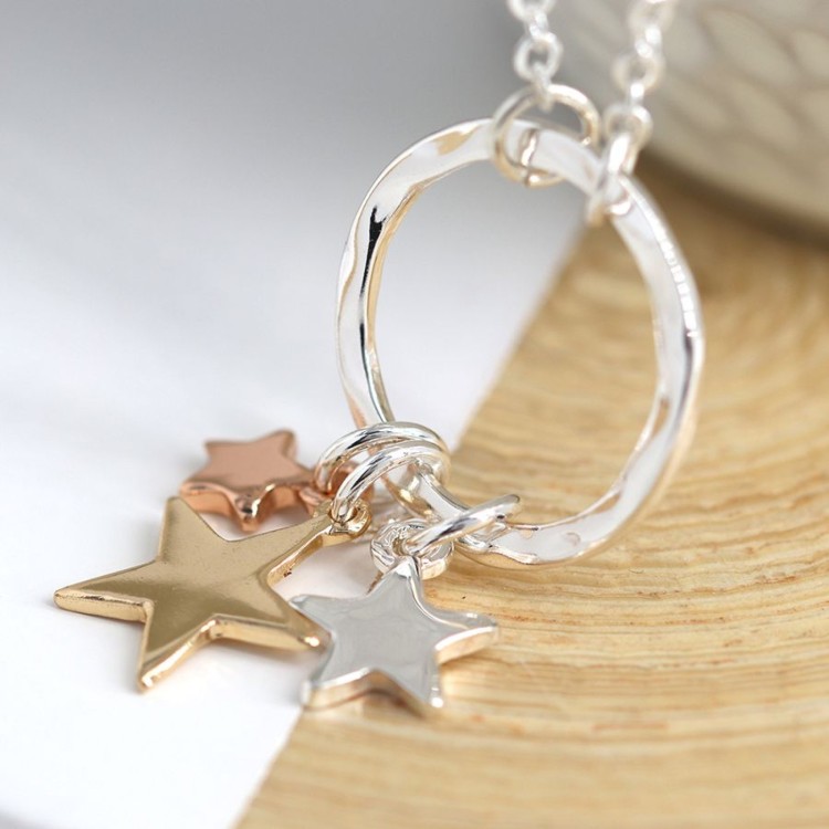 Pom Silver plated necklace with triple stars and hammered hoop