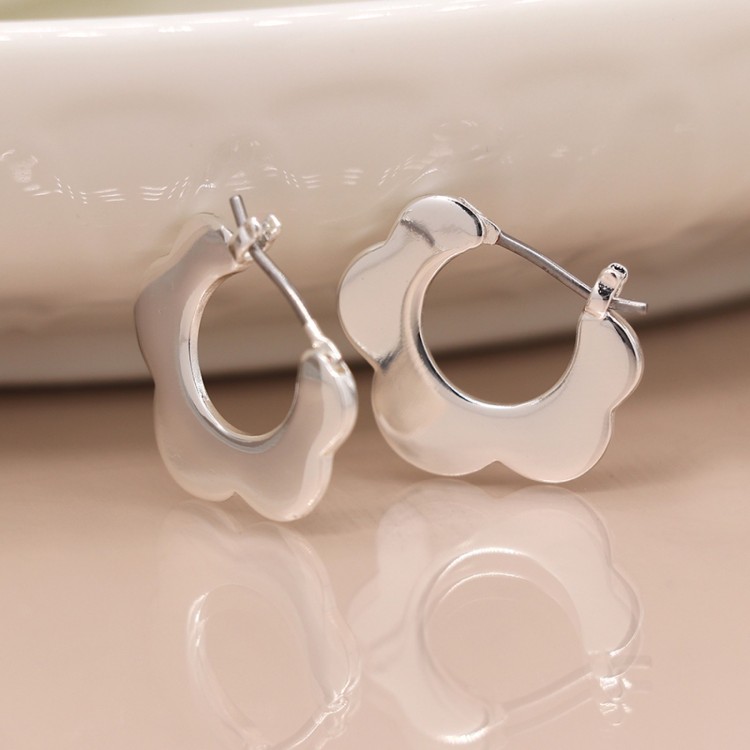Silver Plated Retro Flower Hoop Earrings