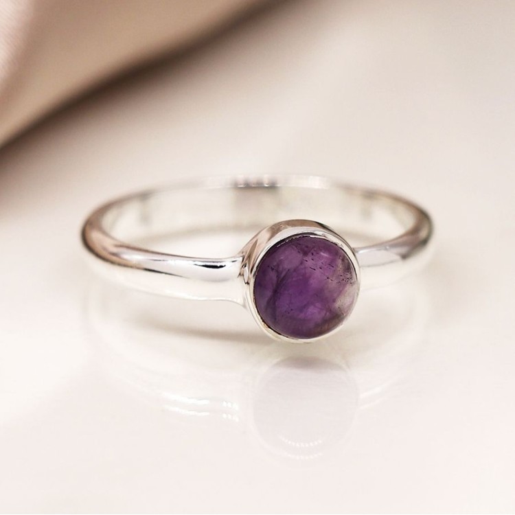 Sterling silver ring with amethyst cabochon